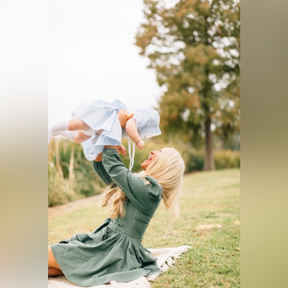 Meet your Posher, Sara - Picture 2 of 7